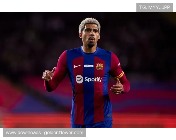 巴萨中卫阿劳霍结束心理健康休整,已回归球队合练 巴萨中卫阿劳霍结束心理健康休整,已回归球队合练